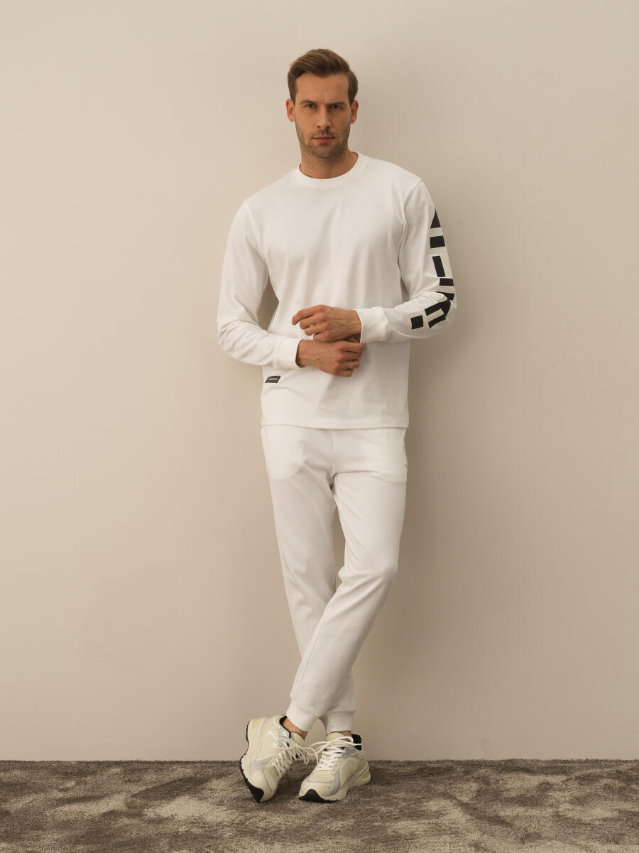 100% Cotton Regular Fit Printed T-Shirt - 2