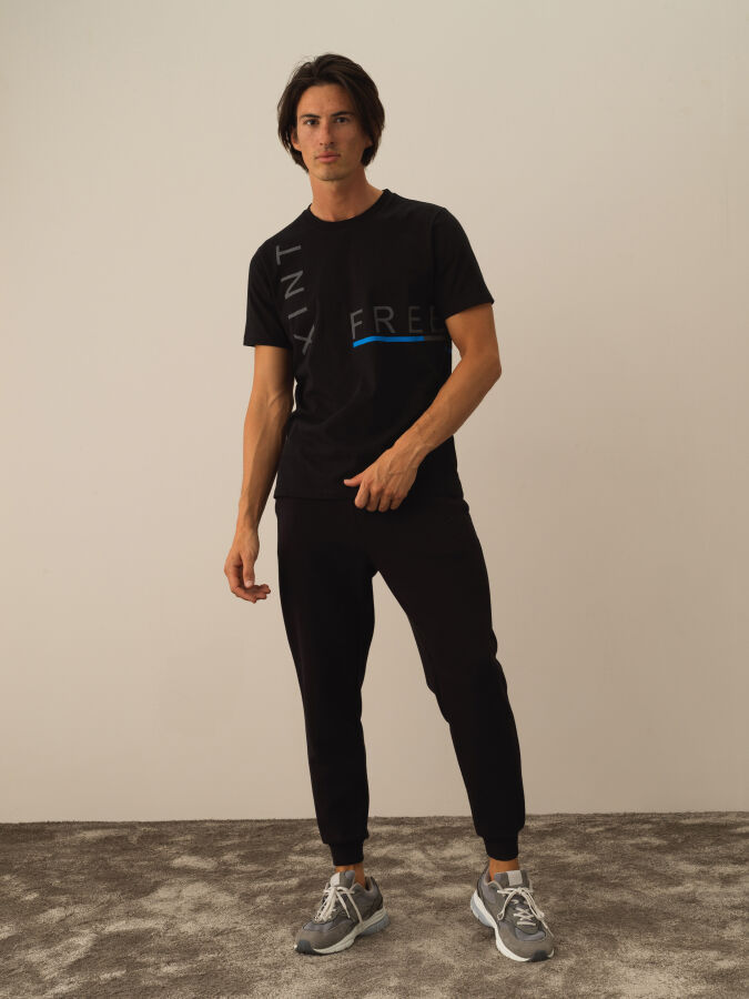 100% Cotton Regular Fit Printed T-Shirt - Xint