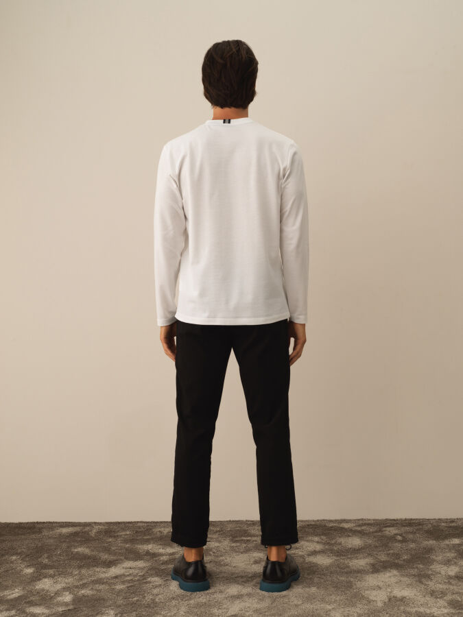 100% Cotton Regular Fit Printed T-Shirt - Xint