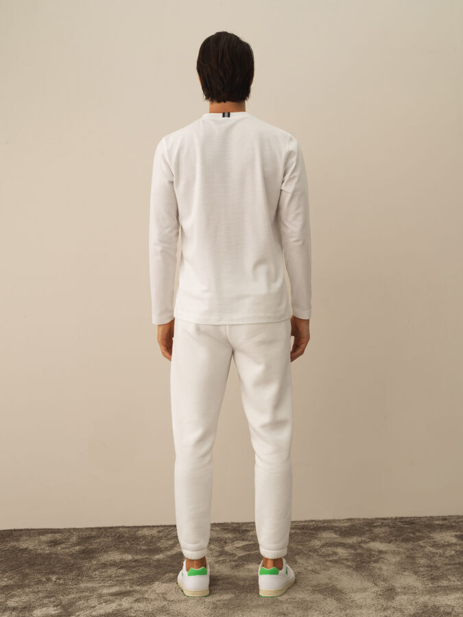 100% Cotton Regular Fit Printed T-Shirt - Xint