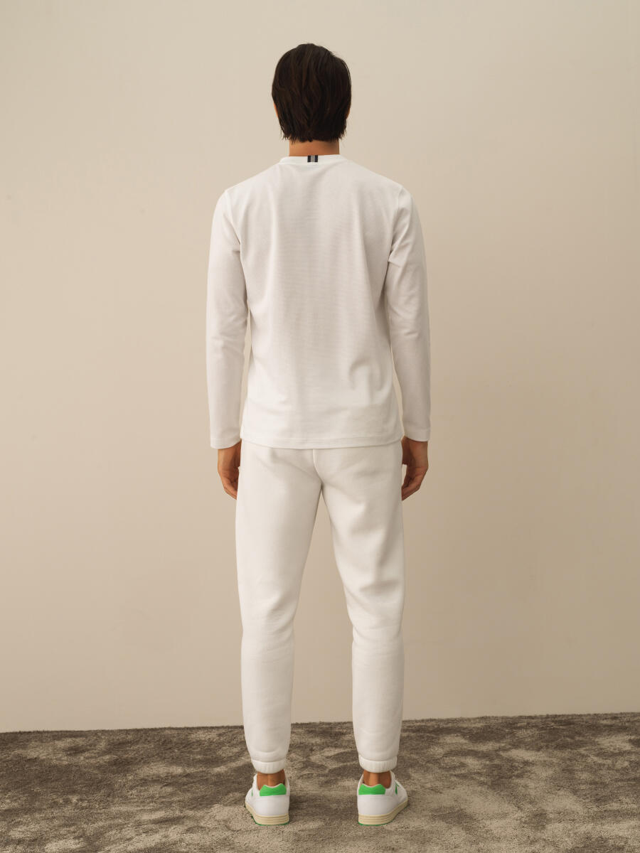 100% Cotton Regular Fit Printed T-Shirt - 4