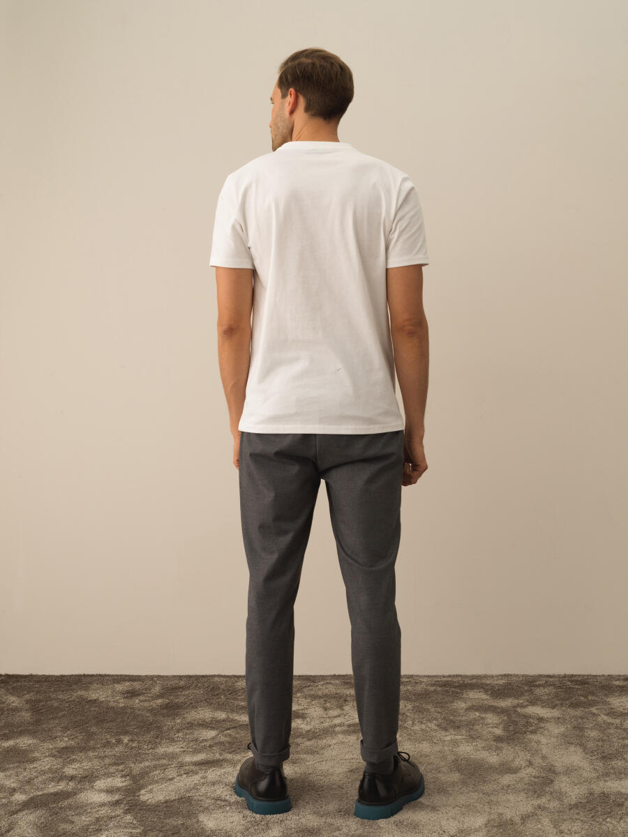 100% Cotton Regular Fit Printed T-Shirt - 5