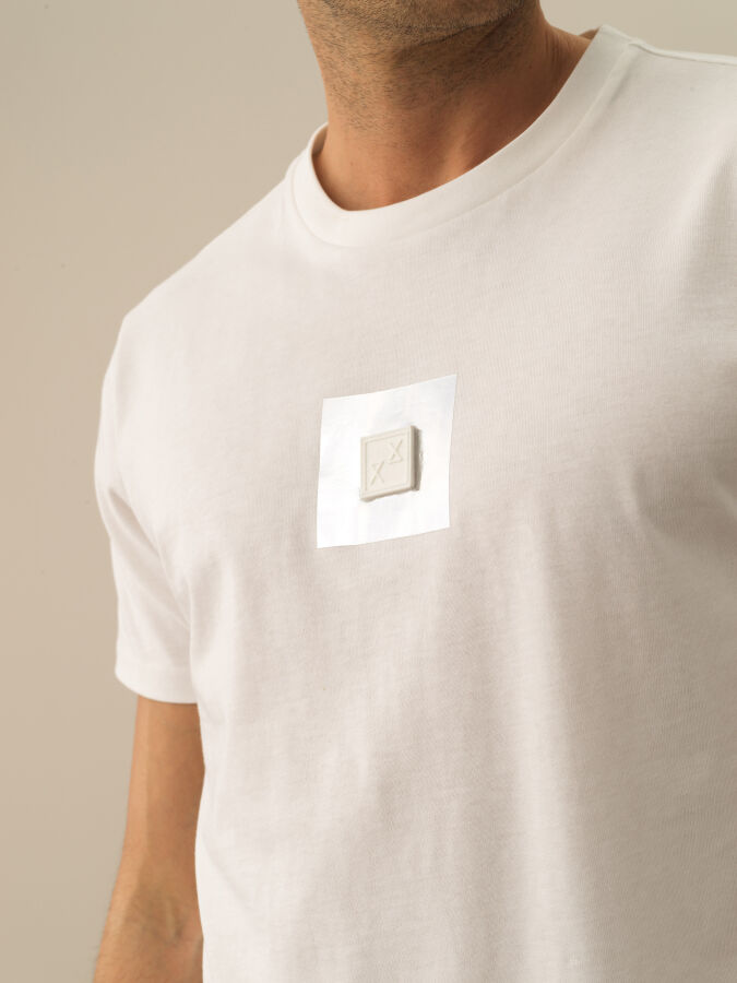 100% Cotton Regular Fit Printed T-Shirt - Xint