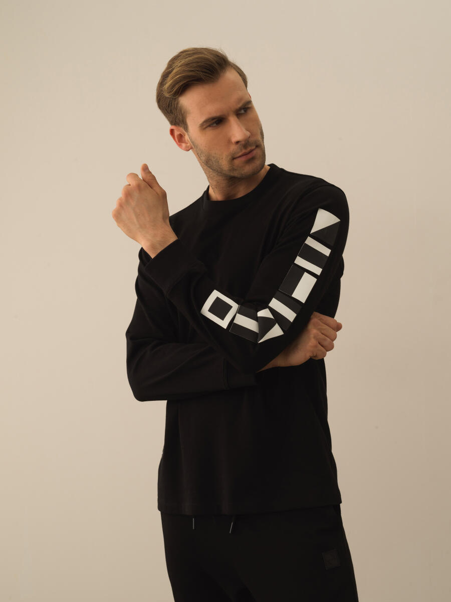 100% Cotton Regular Fit Printed T-Shirt