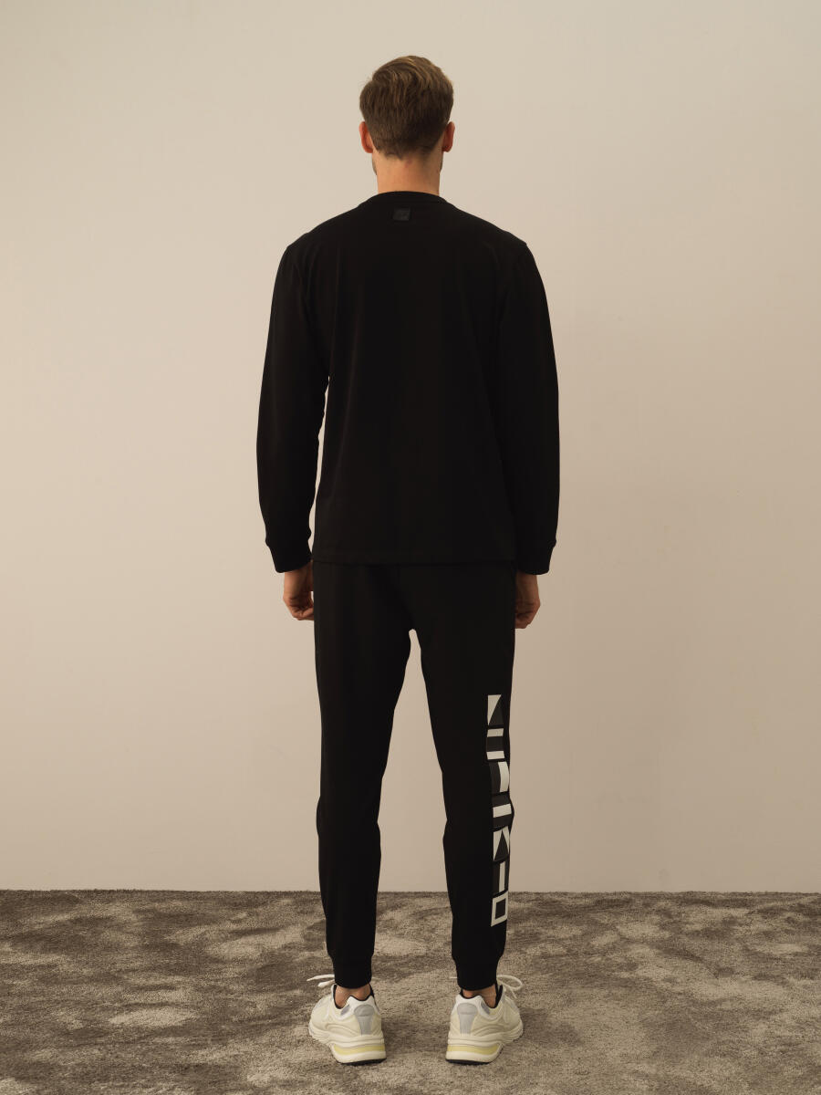 100% Cotton Regular Fit Printed T-Shirt - 4