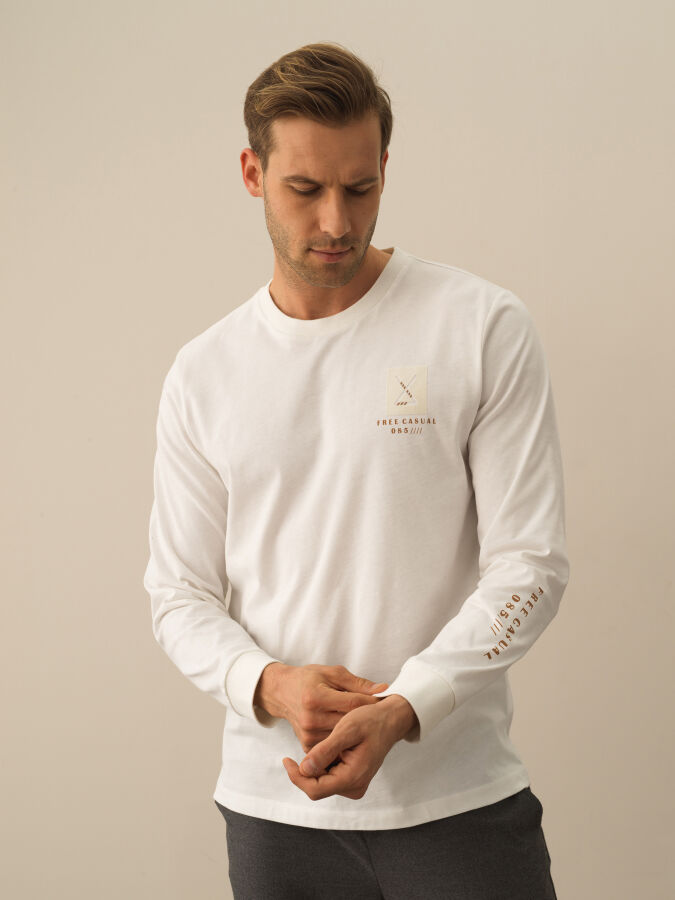 100% Cotton Regular Fit Printed T-Shirt - Xint