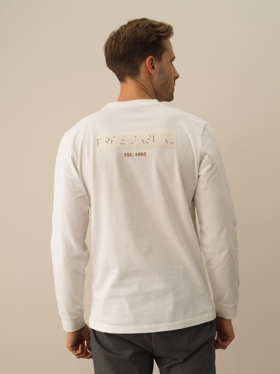 100% Cotton Regular Fit Printed T-Shirt - 3