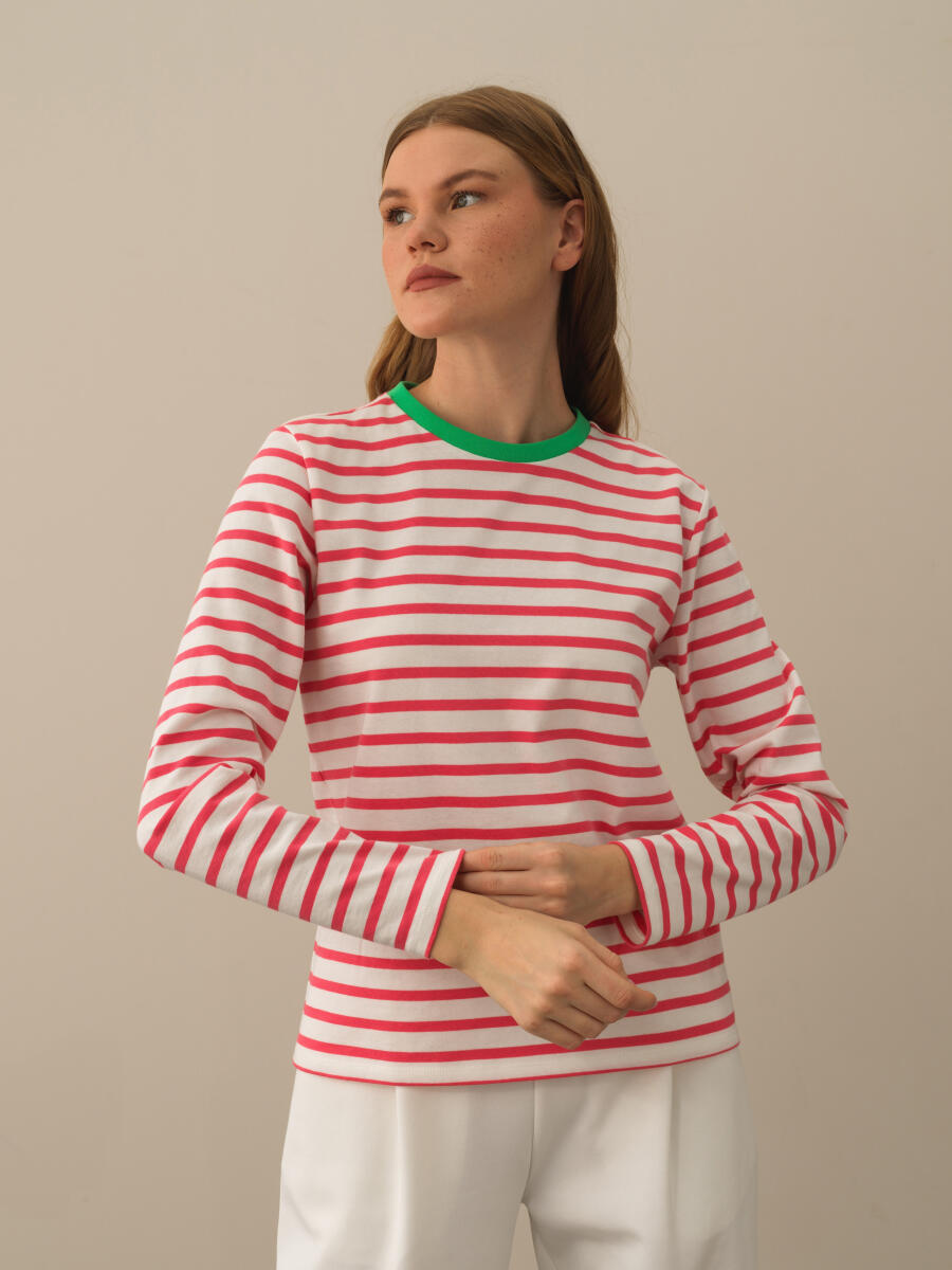 100% Cotton Regular Fit Striped T-Shirt