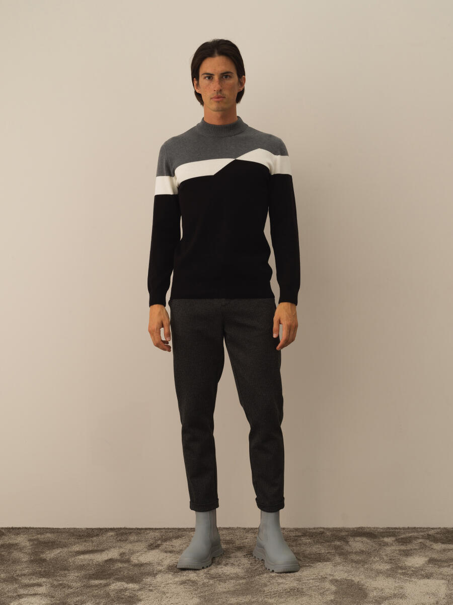 100% Cotton Regular Fit Sweater - 2
