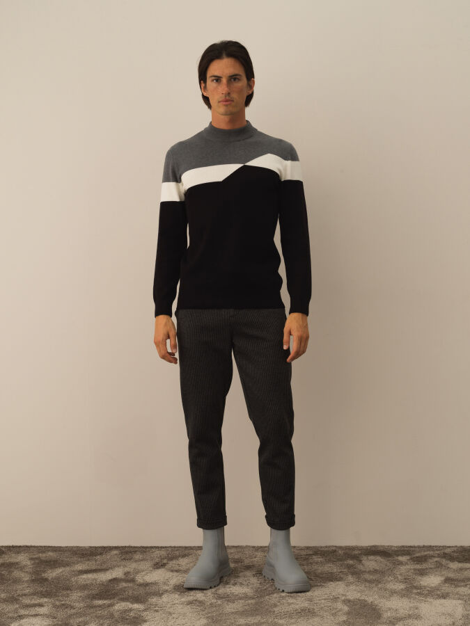 100% Cotton Regular Fit Sweater - 2