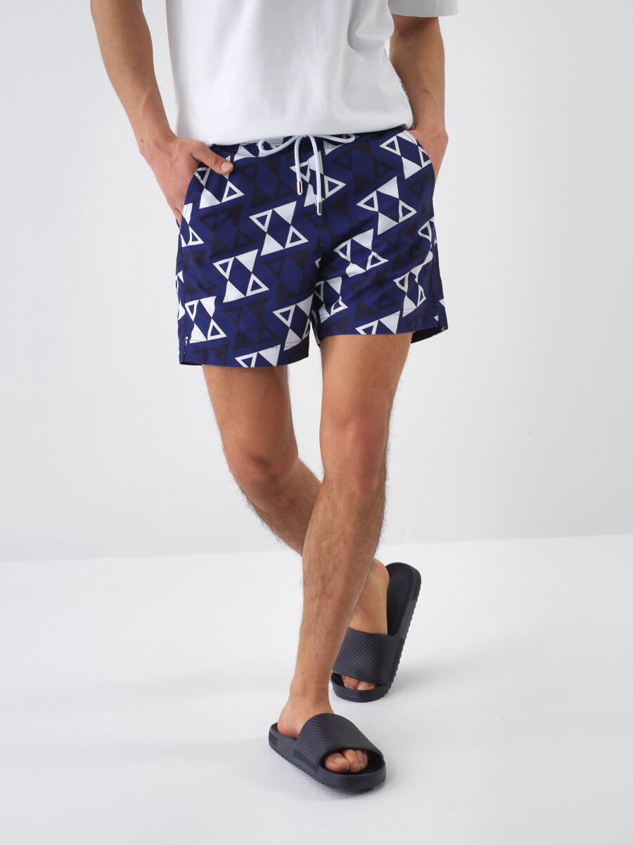 Lacivert Formunu Koruyan Regular Fit Şort - 1