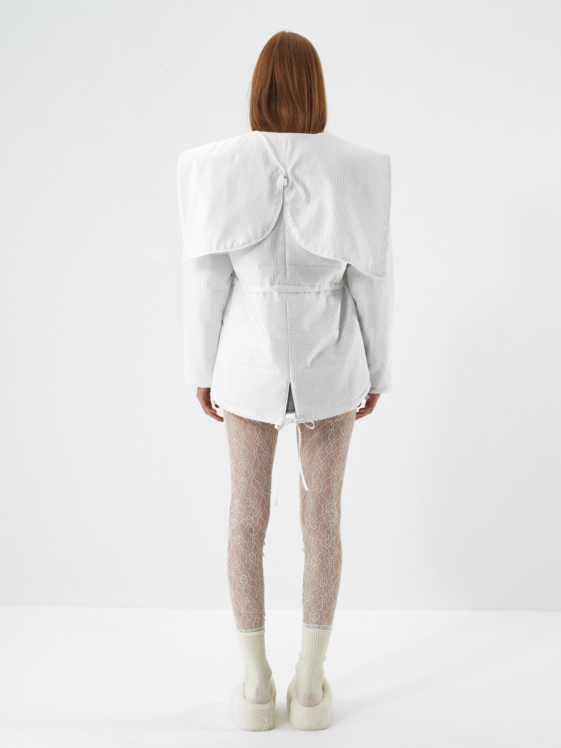 Beyaz Formunu Koruyan Oversize Mont - Xint