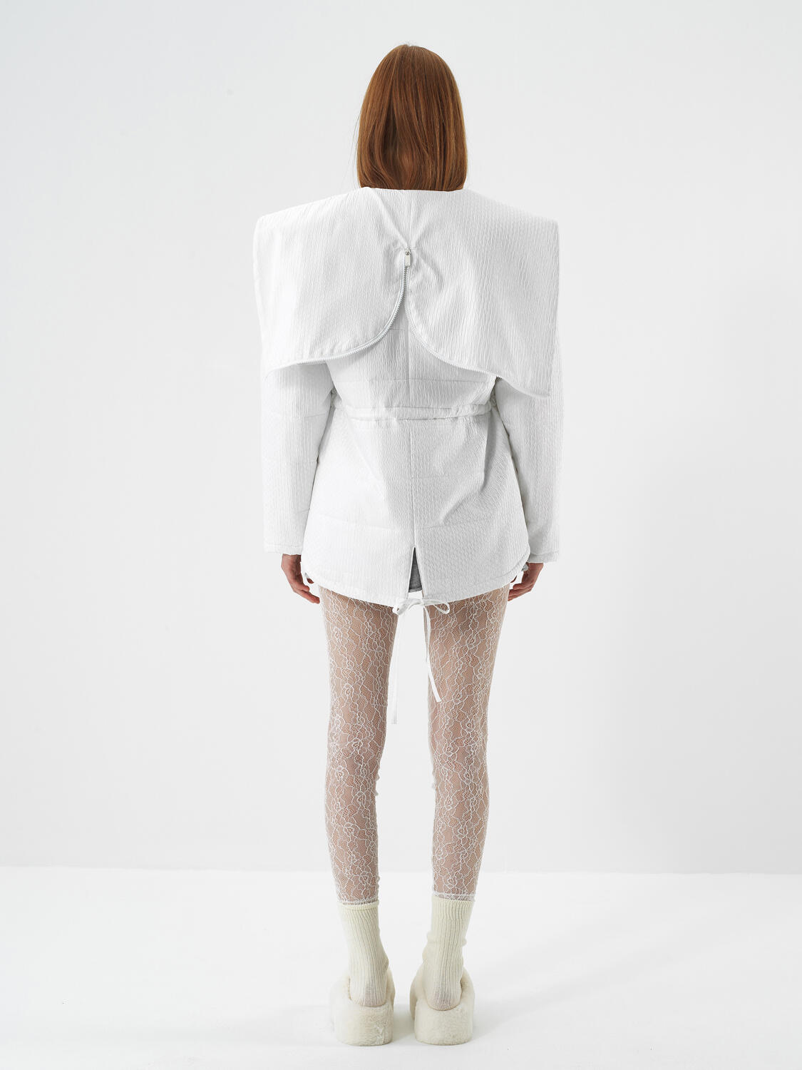 Beyaz Formunu Koruyan Oversize Mont - 4