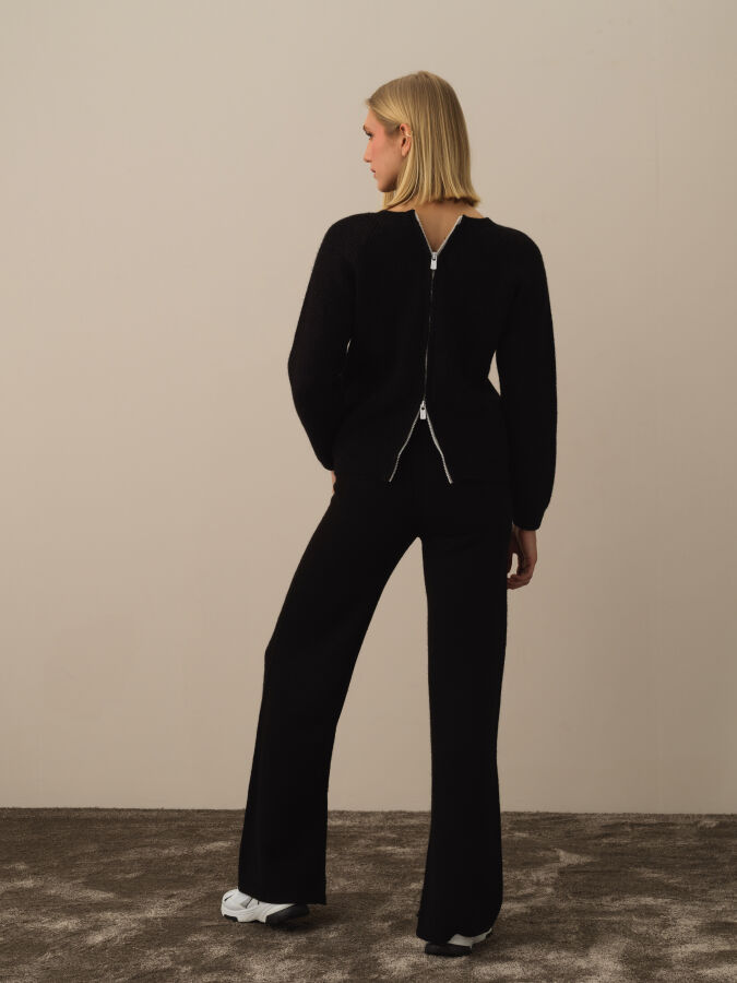 Back Zippered Regular Fit Wool Sweater - Xint