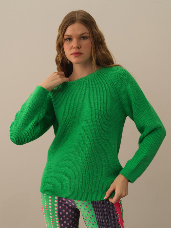 Back Zippered Regular Fit Wool Sweater - Xint