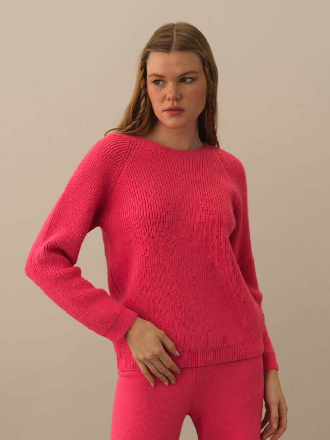 Back Zippered Regular Fit Wool Sweater - Xint