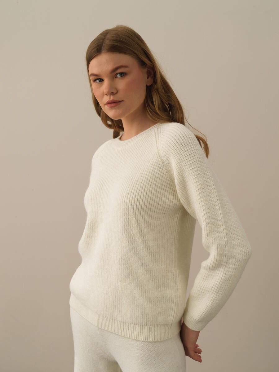 Back Zippered Regular Fit Wool Sweater