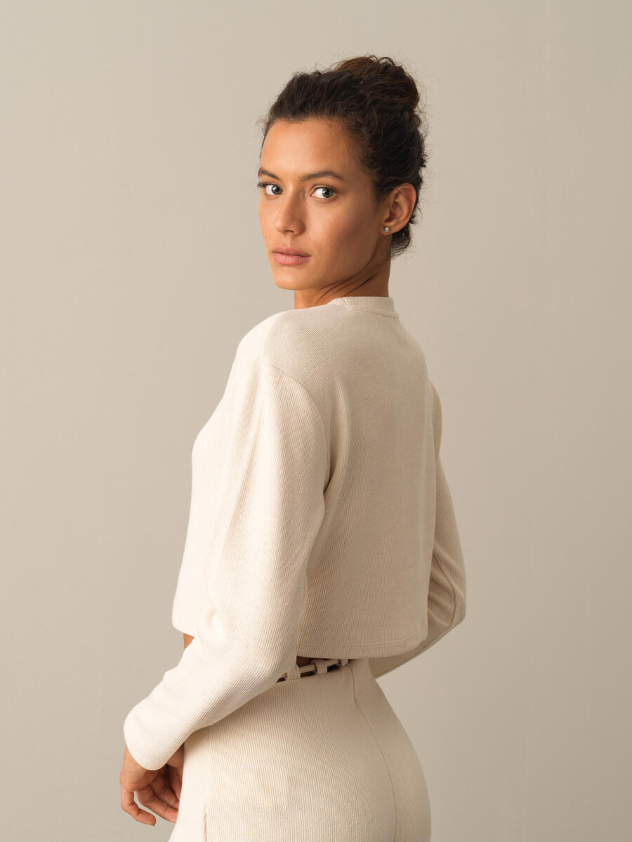 Bej Esnek Dokulu Regular Fit Bluz - 3