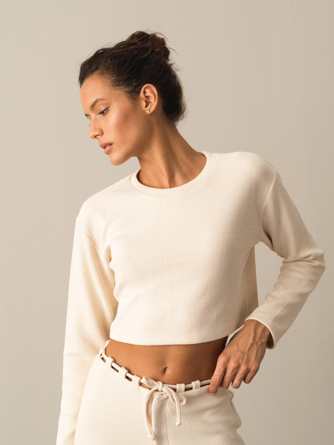 Bej Esnek Dokulu Regular Fit Bluz