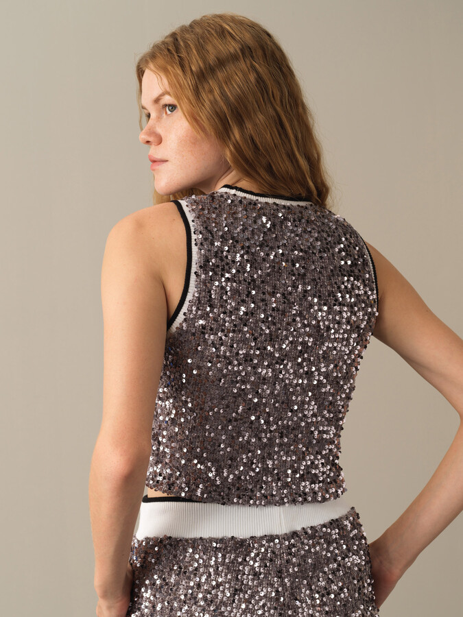 Antrasit Formunu Koruyan Kolsuz Pullu Bluz - Xint