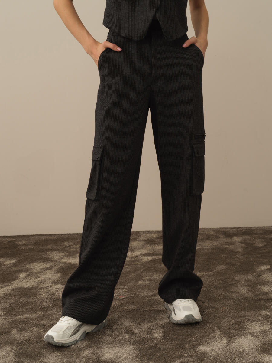 Cotton Regular Fit Cargo Pants - 1