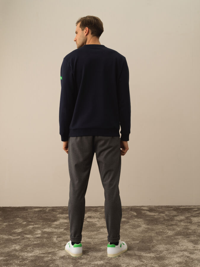 Cotton Regular Fit Embroidered Sweatshirt - Xint