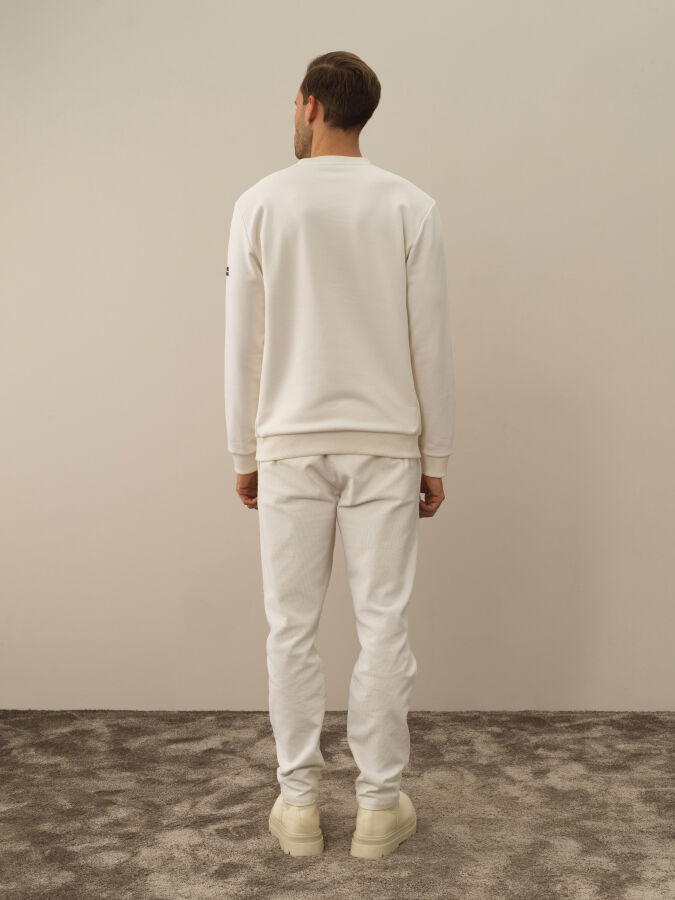 Cotton Regular Fit Embroidered Sweatshirt - Xint