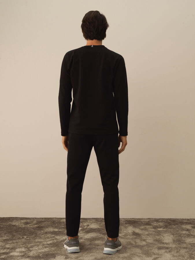 Cotton Regular Fit Embroidered T-Shirt - Xint