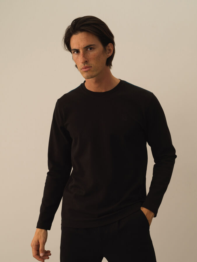 Cotton Regular Fit Embroidered T-Shirt - Xint