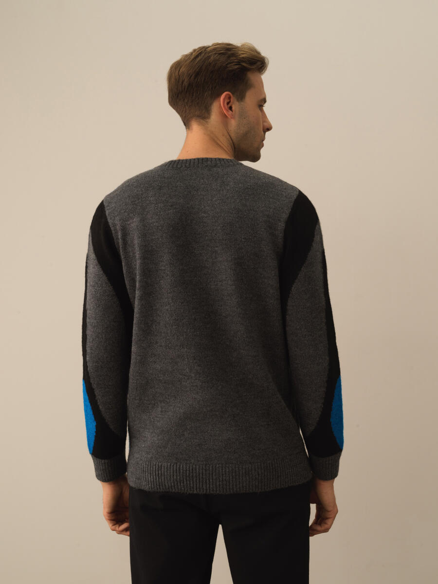 Crew Neck Regular Fit Sweater - 3