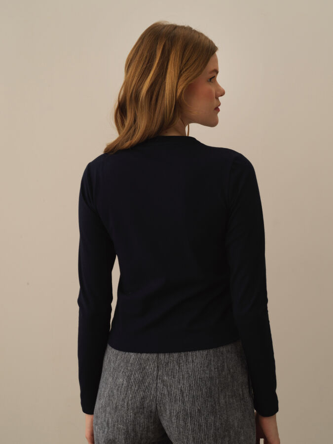 Crew Neck Slim Fit Modal Basic T-Shirt - Xint