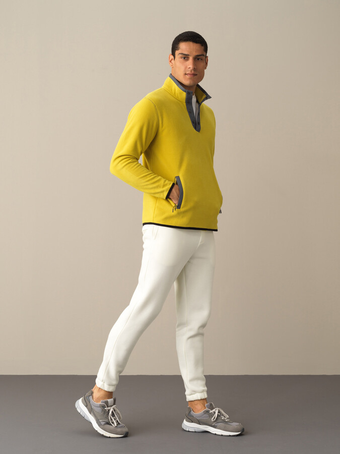 Sarı Formunu Koruyan Regular Fit Polar Sweatshirt - Xint