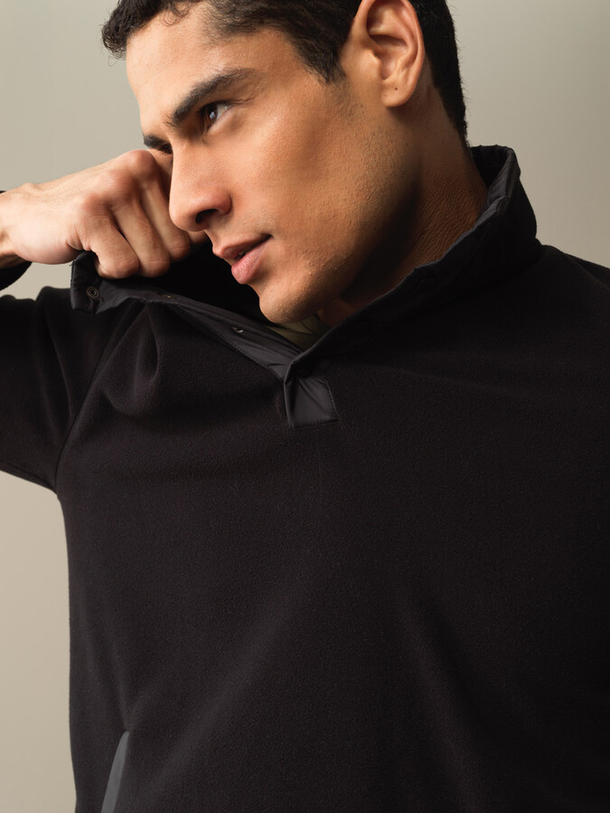 Siyah Formunu Koruyan Regular Fit Polar Sweatshirt - Xint