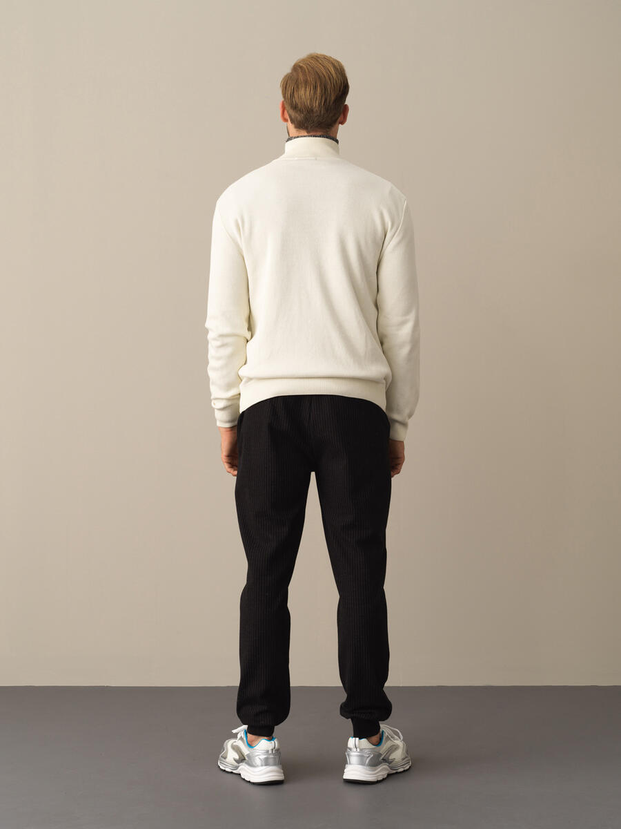 Ekru Pamuk Dokulu Fermuarlı Hırka - 6