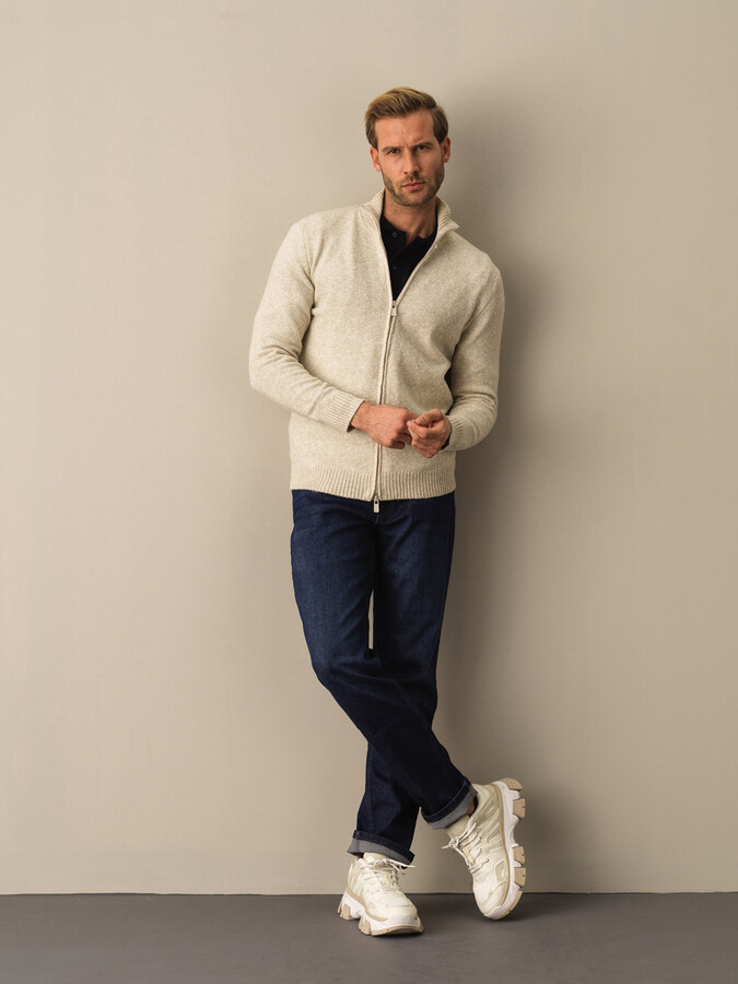 Ekru Yumuşak Dokulu Regular Fit Triko Hırka - Xint