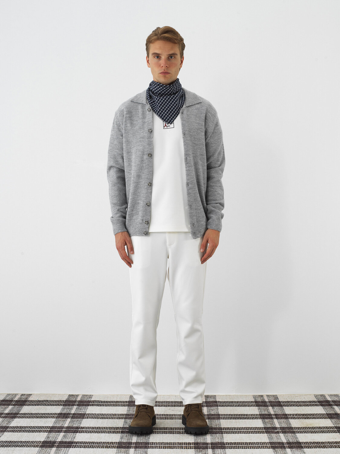 Gri Yumuşak Dokulu Regular Fit Hırka - Xint