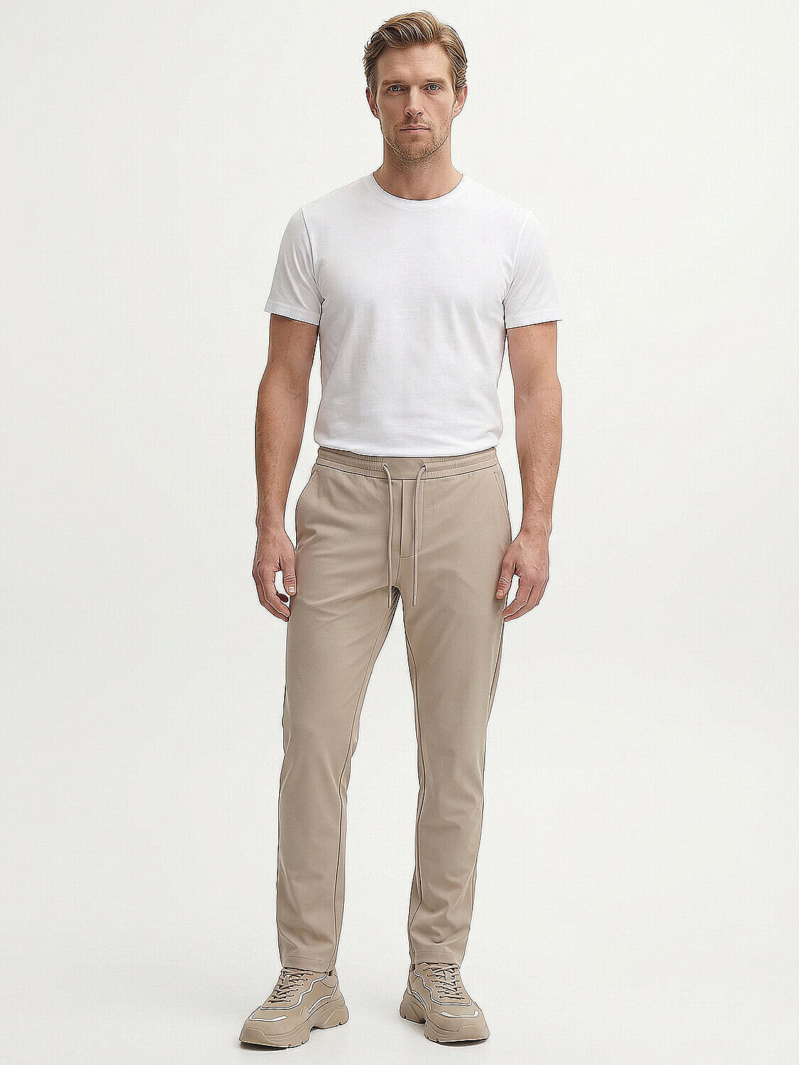 Bej Formunu Koruyan Slim Fit Jogger (2)