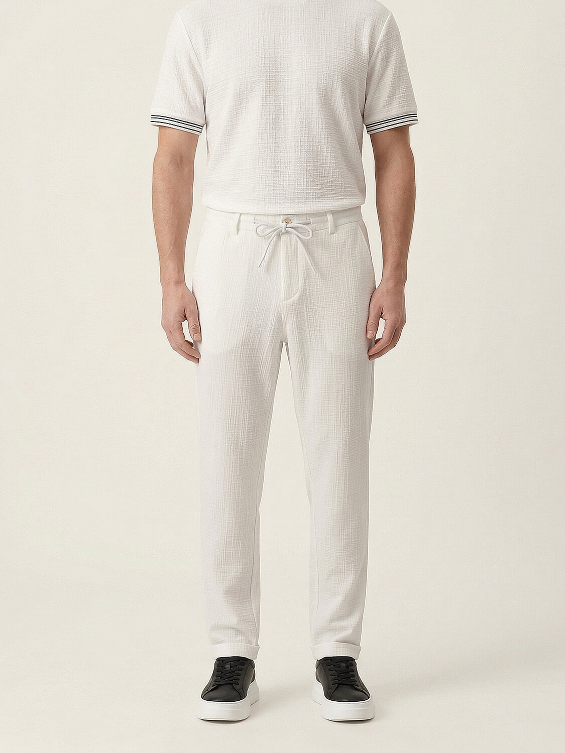 Beyaz Pamuk Dokulu Regular Fit Jogger