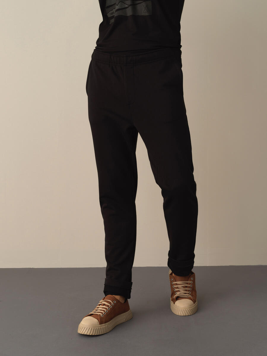 Siyah Regular Fit Jogger Pantolon