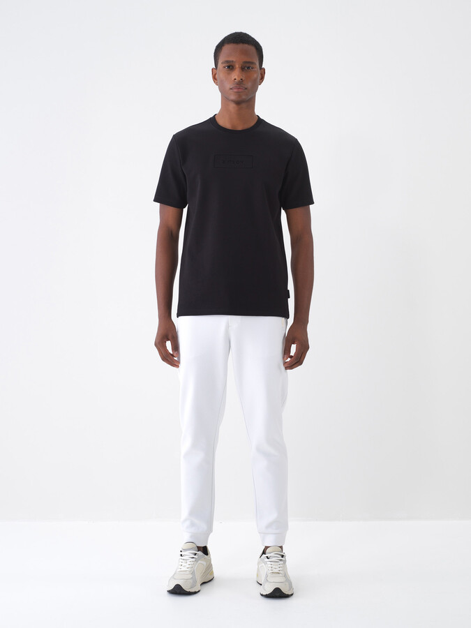 Beyaz Pamuk Dokulu Regular Fit Jogger