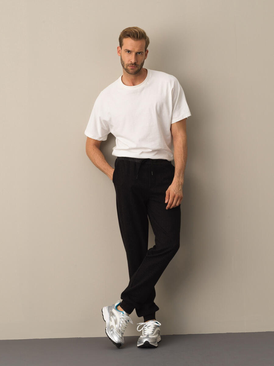 Siyah Regular Fit Pamuklu Jogger Pantolon - 3
