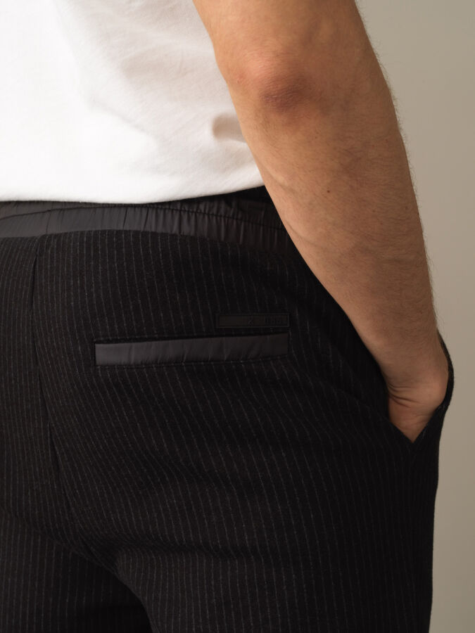 Siyah Regular Fit Pamuklu Jogger Pantolon - 1
