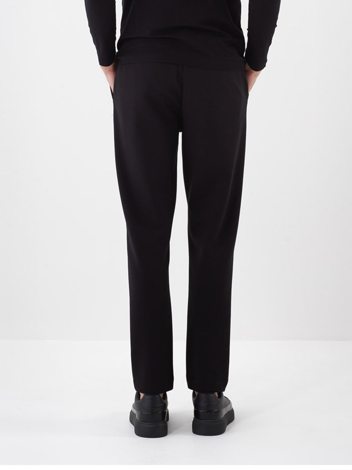 Siyah Pamuk Dokulu Regular Fit Jogger Pantolon - Xint