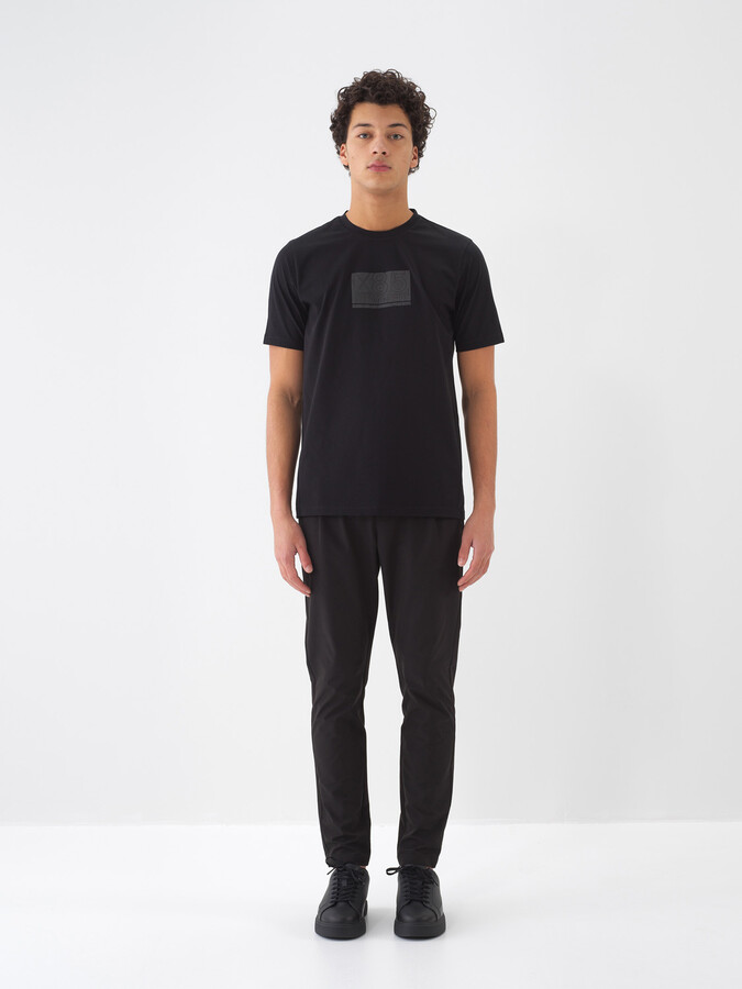 Siyah Formunu Koruyan Regular Fit Jogger