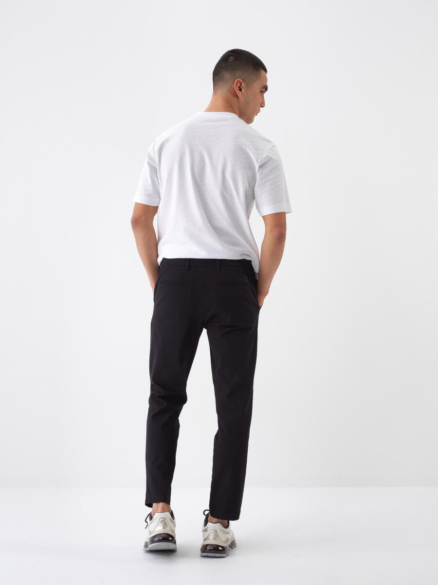 Siyah Pamuk Dokulu Slim Fit Jogger - 4
