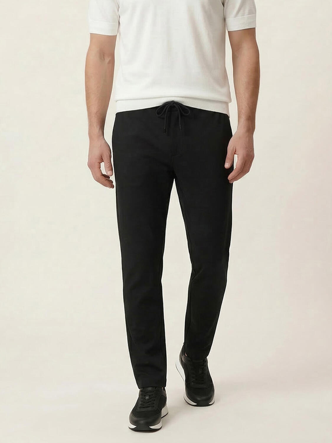Siyah Formunu Koruyan Slim Fit Jogger - 1