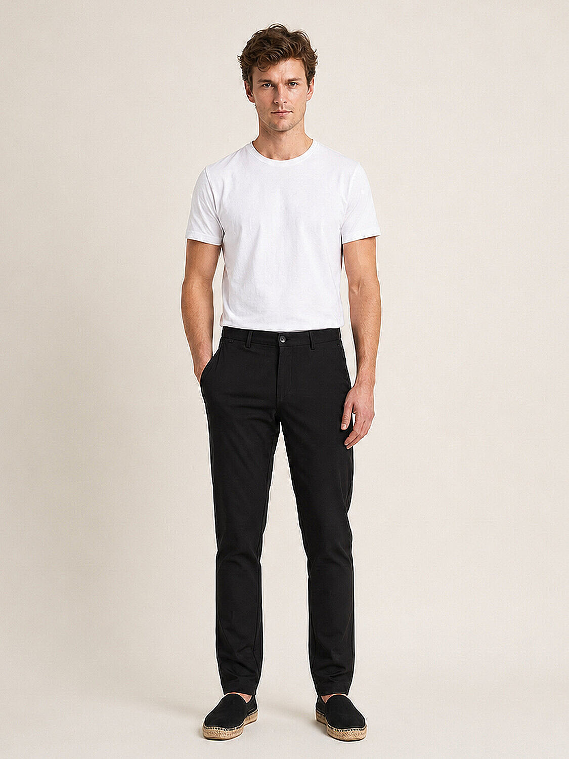 Siyah Pamuk Dokulu Slim Fit Jogger (2)