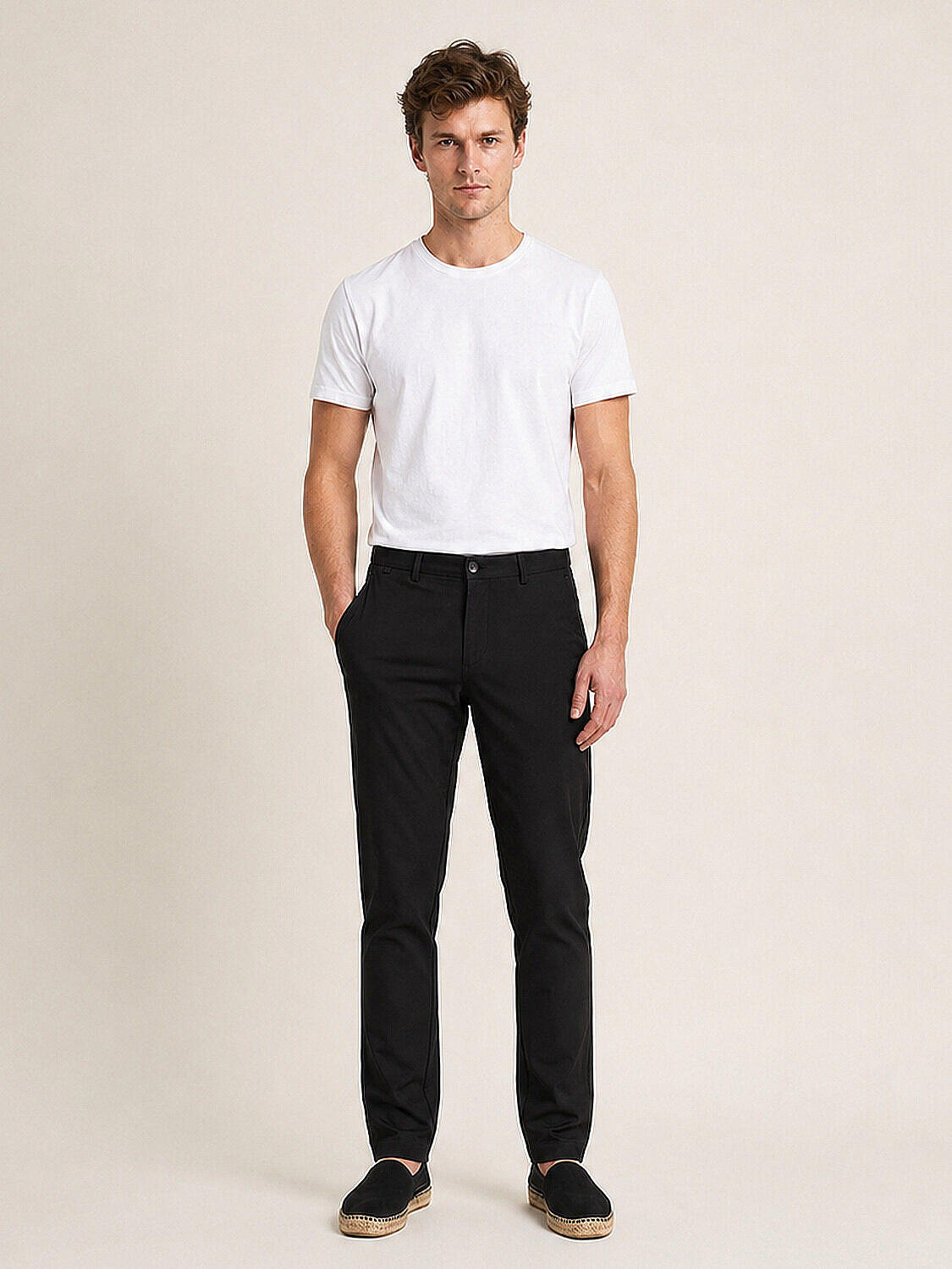 Siyah Pamuk Dokulu Slim Fit Jogger (2)