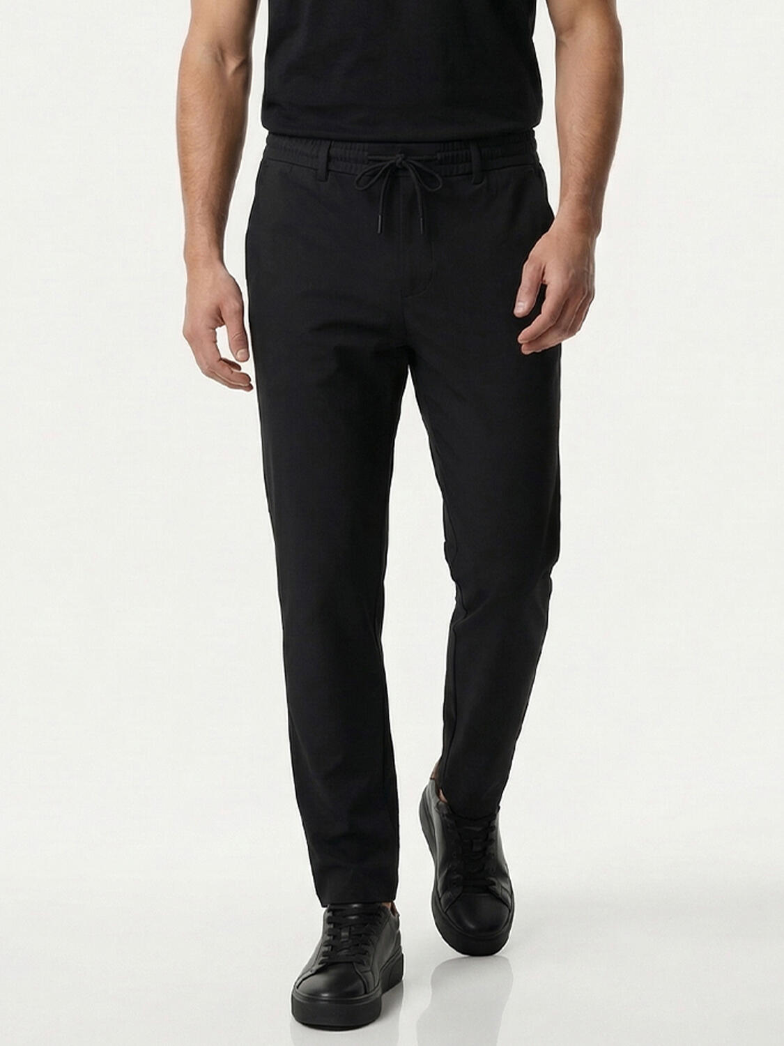 Siyah Pamuk Dokulu Slim Fit Jogger - 1