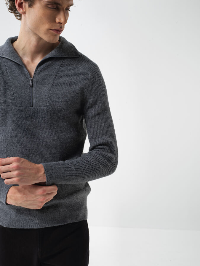 Antrasit Doğal Yün Dokulu Regular Fit Kazak - Xint